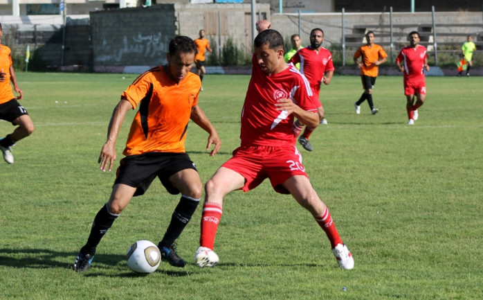 أسفرت قرعة دوري الدرجة الأولى التي جرت في مقر الاتحاد الفلسطيني لكرة القدم غرب غزة, عن مواجهات متكافئة في الأسبوع الأول من المسابقة.

وفيما يلي مواجهات الأسبوع الأول من الأولى الذي ينطلق في 1