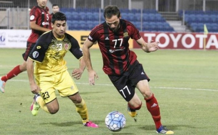 قال الاتحاد السوري لكرة القدم، غنه تلقى رسالة من الاتحاد الآسيوي يؤكد فيها إلغاء مباراة أهلي الخليل ونظيره الجيش السوري, ضمن الجولة الثانية المؤجلة من دور المجموعات بكأس الاتحاد الآسيوي.

و