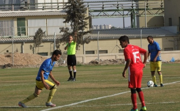 تفوق نادي شباب جباليا على ضيفه خدمات المغازي بنتيجة 2-0 في المباراة التي جرت على ملعب النصيرات البلدي ضمن منافسات الجولة الثامنة من دوري الدرجة الأولى.

سجل هدفي "ثوار الشمال" اللاعبين محمد