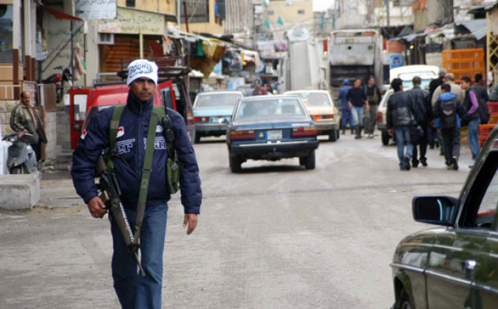 اغتيل القيادي في حركة التحرير الوطني الفلسطيني "فتح" عبدالله قبلاوي، وأصيب آخر بجروح وصفت بالمتوسطة، في الشارع "الفوقاني" في مخيم عين الحلوة للاجئين الفلسطنيين جنوب لبنان.

وأكدت مصادر صحاف