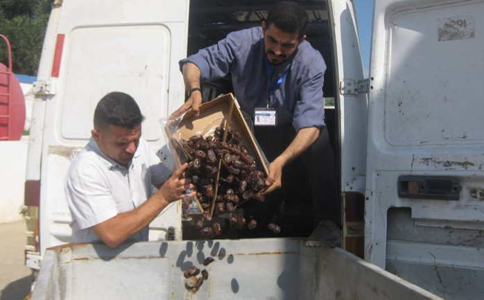 أتلف قسم الصحة في بلدية النصيرات بالتعاون مع قسم الطب الوقائي بوزارة الصحة، وشرطة البلدية كميات من الأغذية الفاسدة، خلال جولة تم تنفيذها في سوق النصيرات المركزي.

وأوضح القسم أنه تم إتلاف 50 