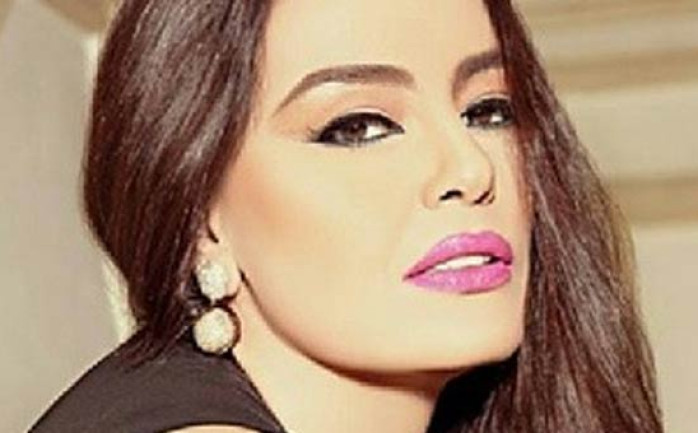 وجهت الفنانة المصرية شريهان رسالة إلى الرئيس المصري عبد الفتاح السيسي، تطلب منه التدخل لحل مشاكل المواطن المصري اليومية والحياتية.

ونشرت شريهان الرسالة عبر حسابها الرسمي على موقع