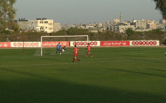 تغلب الصداقة على مضيفه اتحاد خانيونس بنتيجة 2-1 في المباراة التي أقيمت على ملعب المدينة الرياضية شرق خانيونس جنوب القطاع, ضمن منافسات الأسبوع التاسع من دوري الوطنية موبايل للدرجة الممتازة.

س