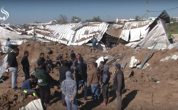 استهدفت طائرات الاحتلال الإسرائيلي مساء الاثنين عدد من الأراضي الزراعية في حي الشجاعية شرق مدينة غزة، مما أدى إلى أضرار جسيمة في عدد من مزارع الدواجن في المناطق المستهدفة.

