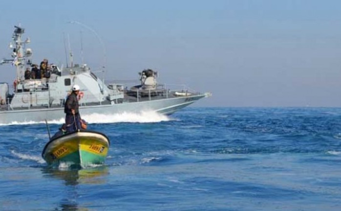 أفرجت سلطات الاحتلال الإسرائيلي مساء الثلاثاء عن الصيادين الذين تم اعتقالهما صباحاً في بحر مدينة بيت لاهيا شمال قطاع غزة.

وأكد نقيب الصيادين نزار عياش أن الاحتلال أفرج عن الصيادين وهما الشقي