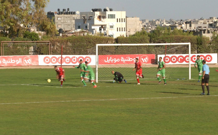 حقق فريق أهلي غزة فوزاً كبيراً على نظيره الشجاعية 3-0 في المباراة التي أقيمت على ملعب اليرموك، ضمن منافسات الأسبوع العاشر من دوري الوطنية موبايل للدرجة الممتازة.

سجل ثلاثية الأهلي اللاعب أ