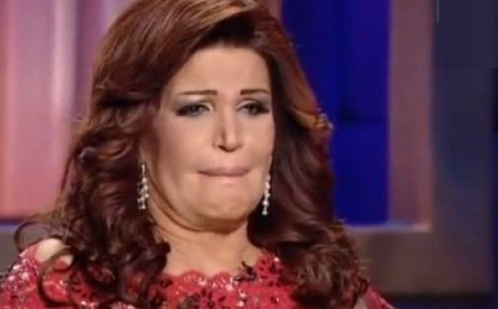 اعترفت الفنانة والراقصة المصرية نجوى فؤاد أنها تزوجت 7 مرات منها مرتان عرفياً، مشيرةً إلى أنها "نادمة على ذلك، وأنها خائفة من الله".

وتابعت فؤاد خلال لقائها ببرنامجها "100 سؤال" على قناة "